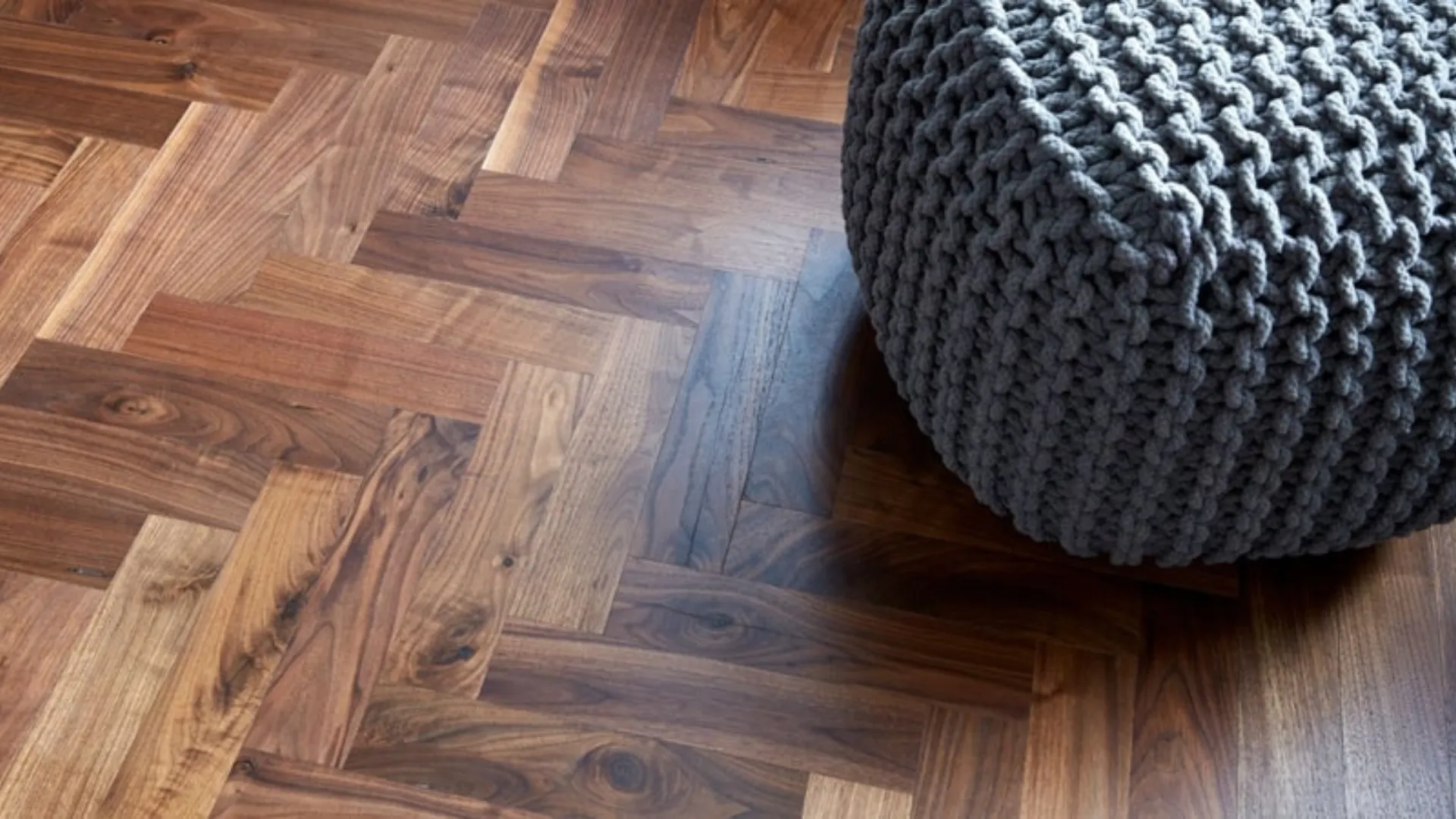 Highly Durable, Scratch-Resistant & Long-Lasting